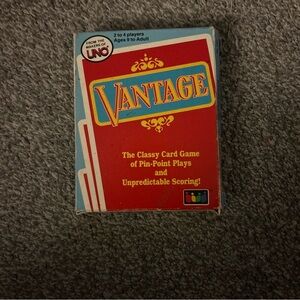 Vantage Card Game - Classic Red and Blue